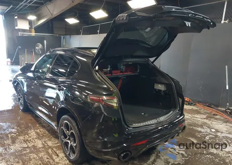 2024 Alfa Romeo Stelvio Veloce Awd z USA, uszkodzony, nr VIN ZASPAKBN3R7D78809